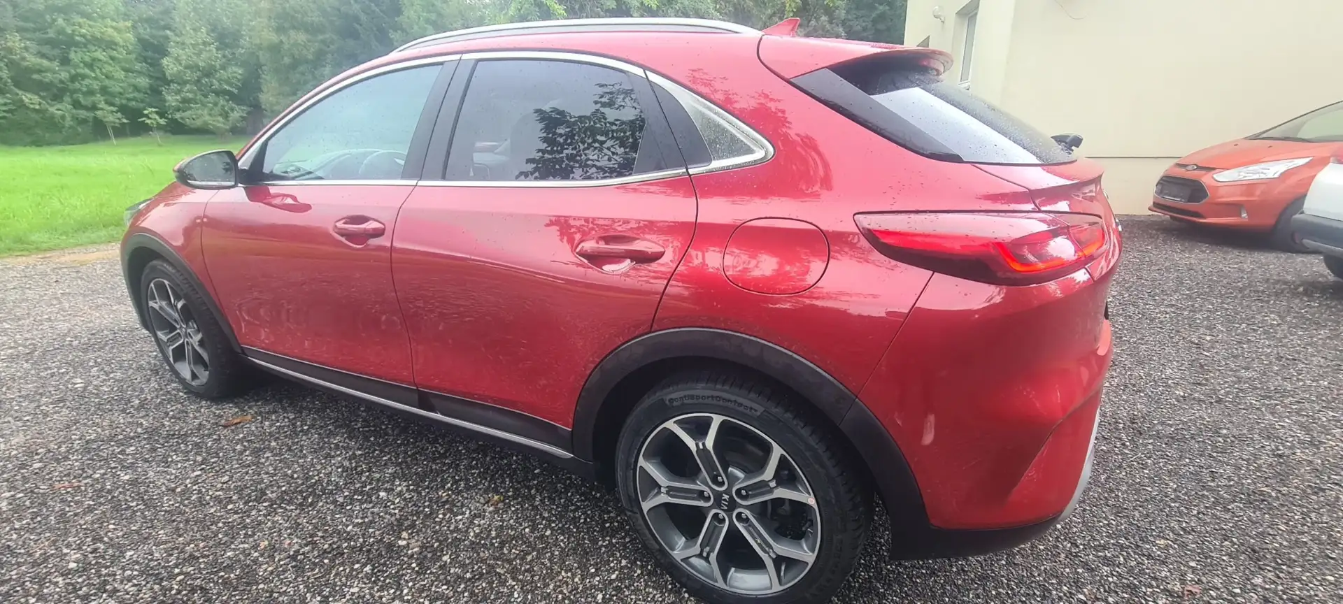 Kia XCeed Xceed 1,6 CRDI SCR Aut. Gold Rot - 1