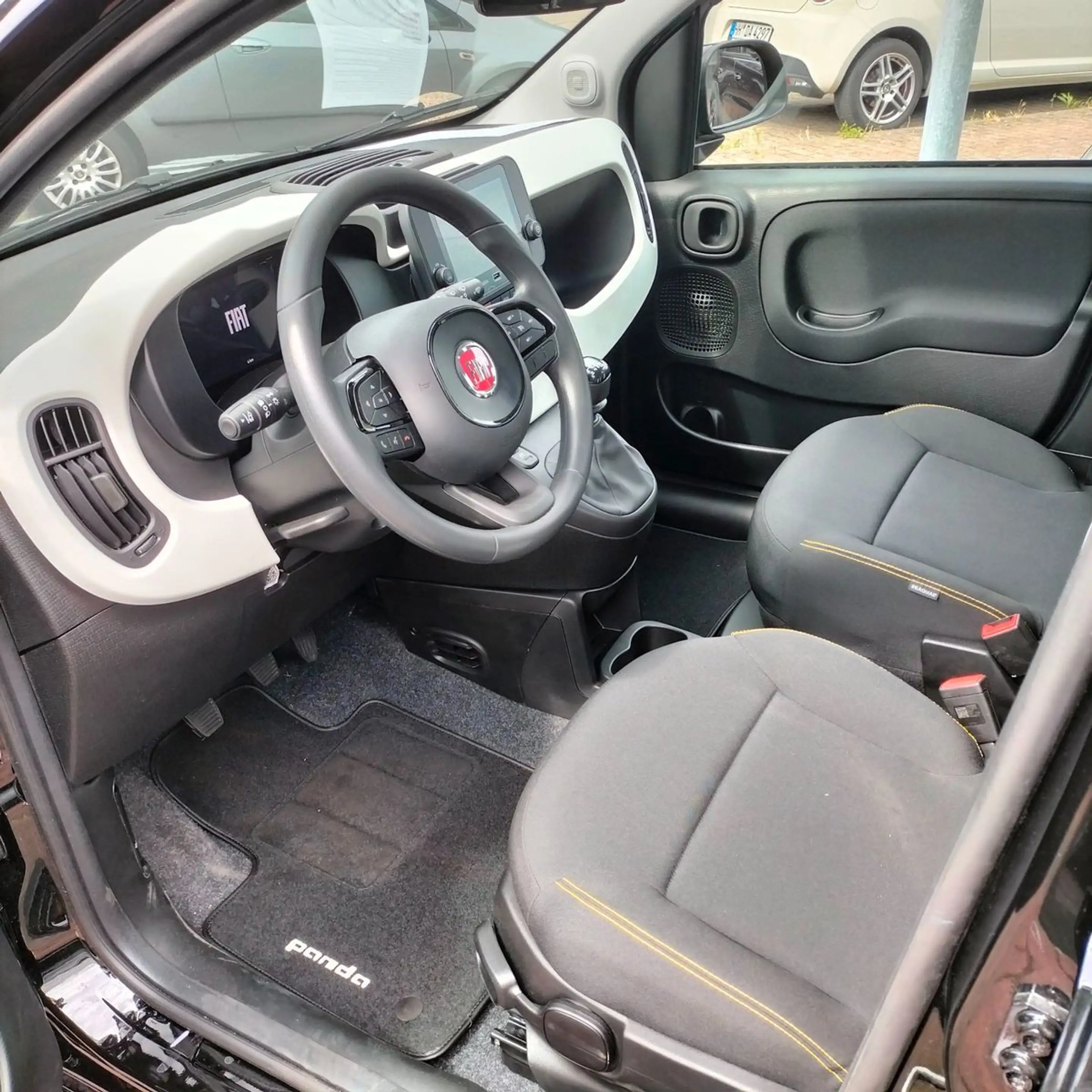 Fiat New Panda /Pandina/Panda Hybrid — photo 4