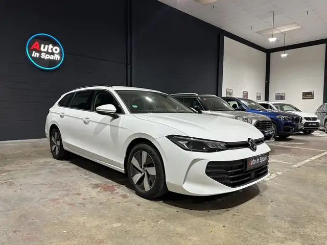 Volkswagen Passat Deportivo Automático de 5 Puertas