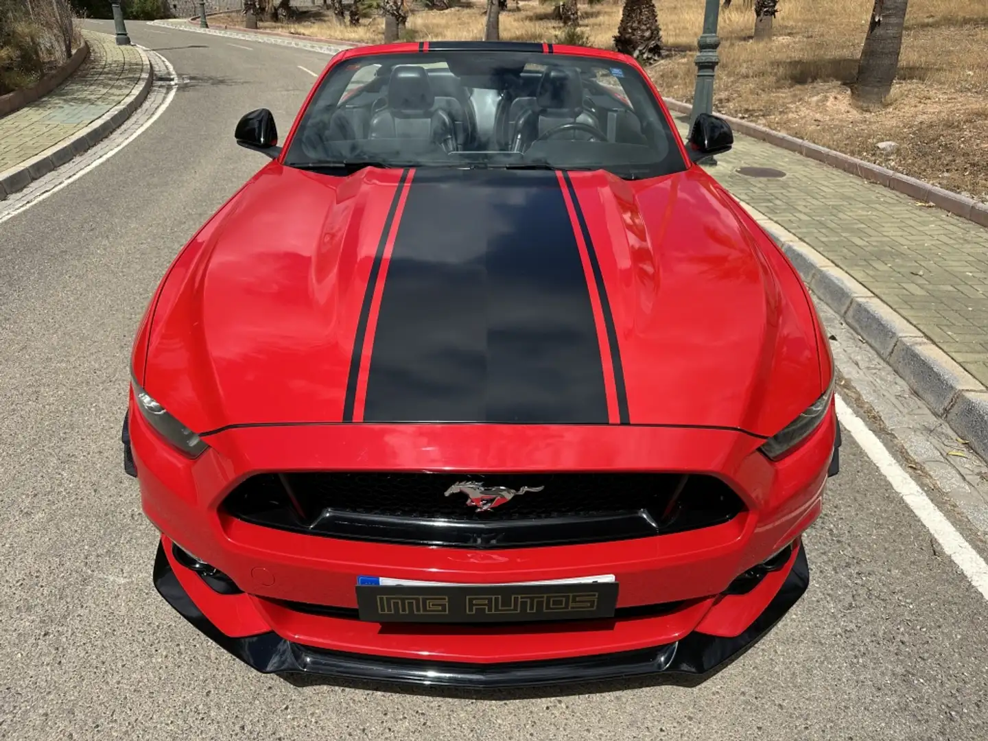 Ford Mustang Convertible 5.0 Ti-VCT GT Aut. Rouge - 2