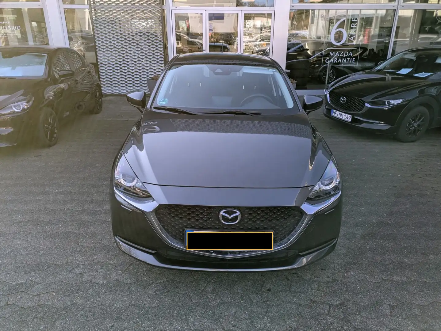 Mazda 2 L SKYACTIV-G 75 6GS AL-EXCLUSIVE Grijs - 2
