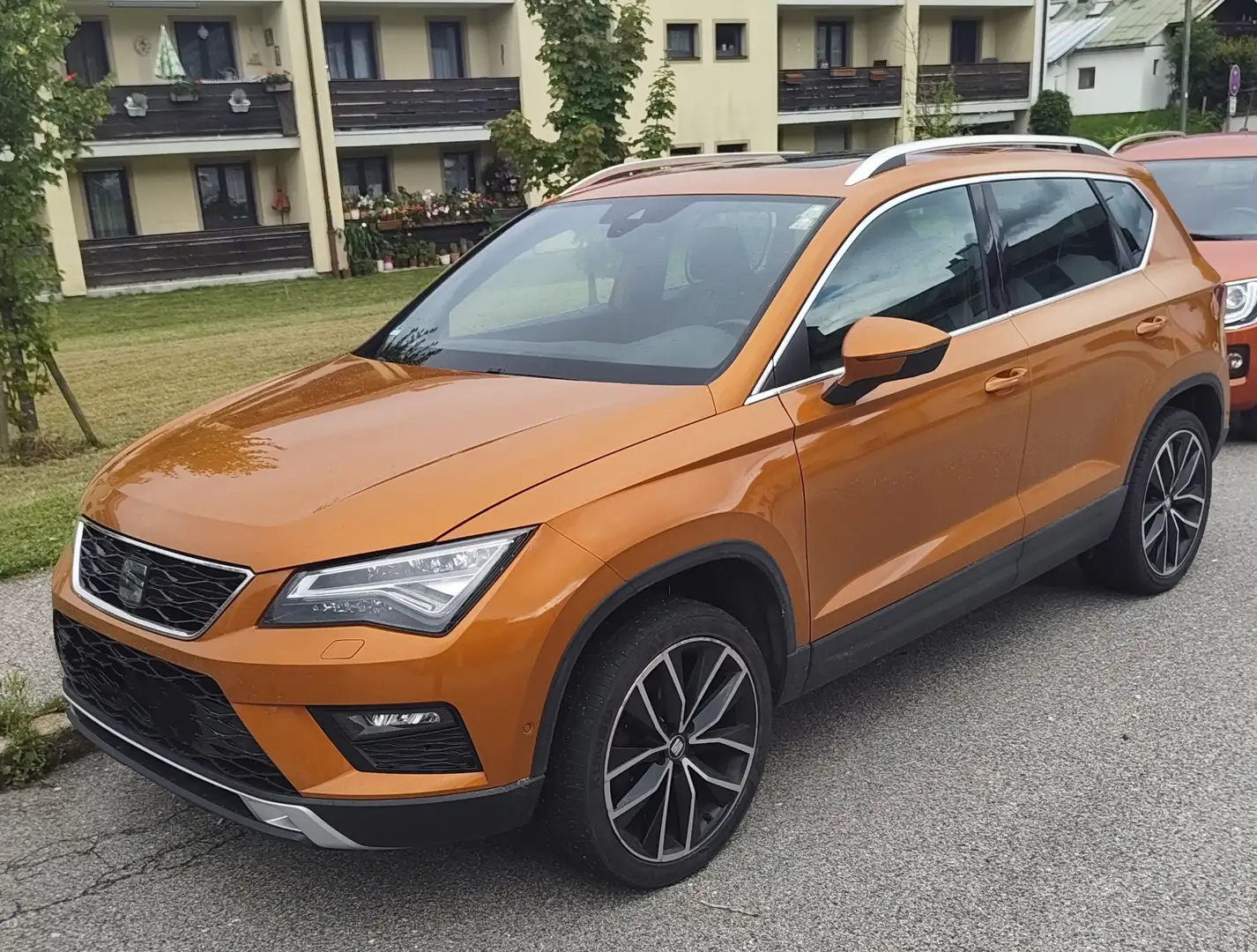 SEAT Ateca XCELLENCE 4Drive 1.4 ECO TSI Orange - 1