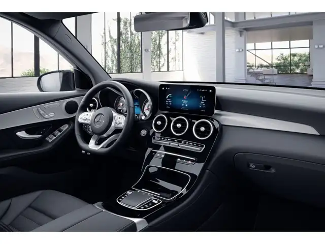 Mercedes-Benz GLC view 9