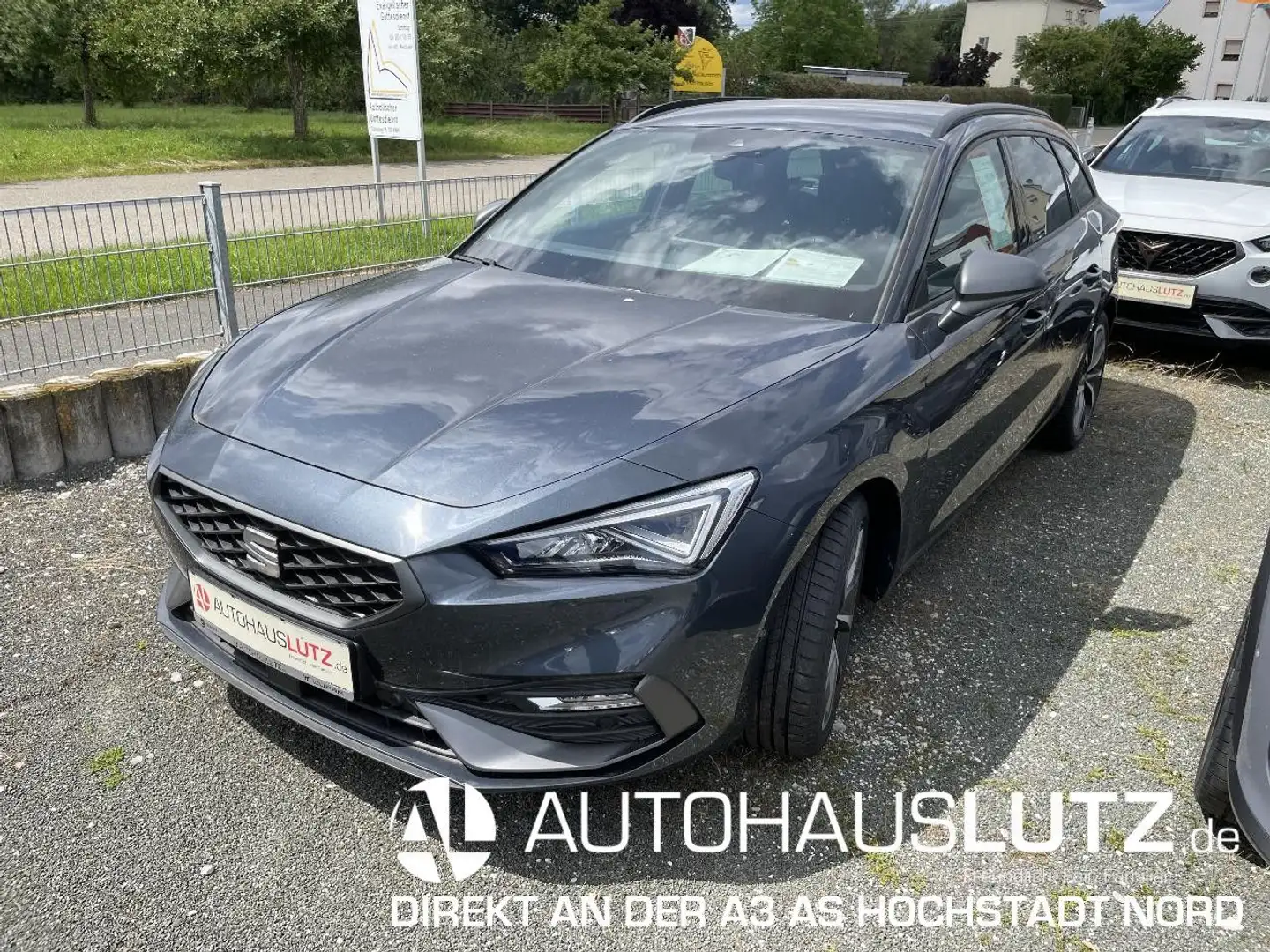 SEAT Leon Sportstourer FR 1.5 TSI ACT 110 kW (  [...] Grau - 1