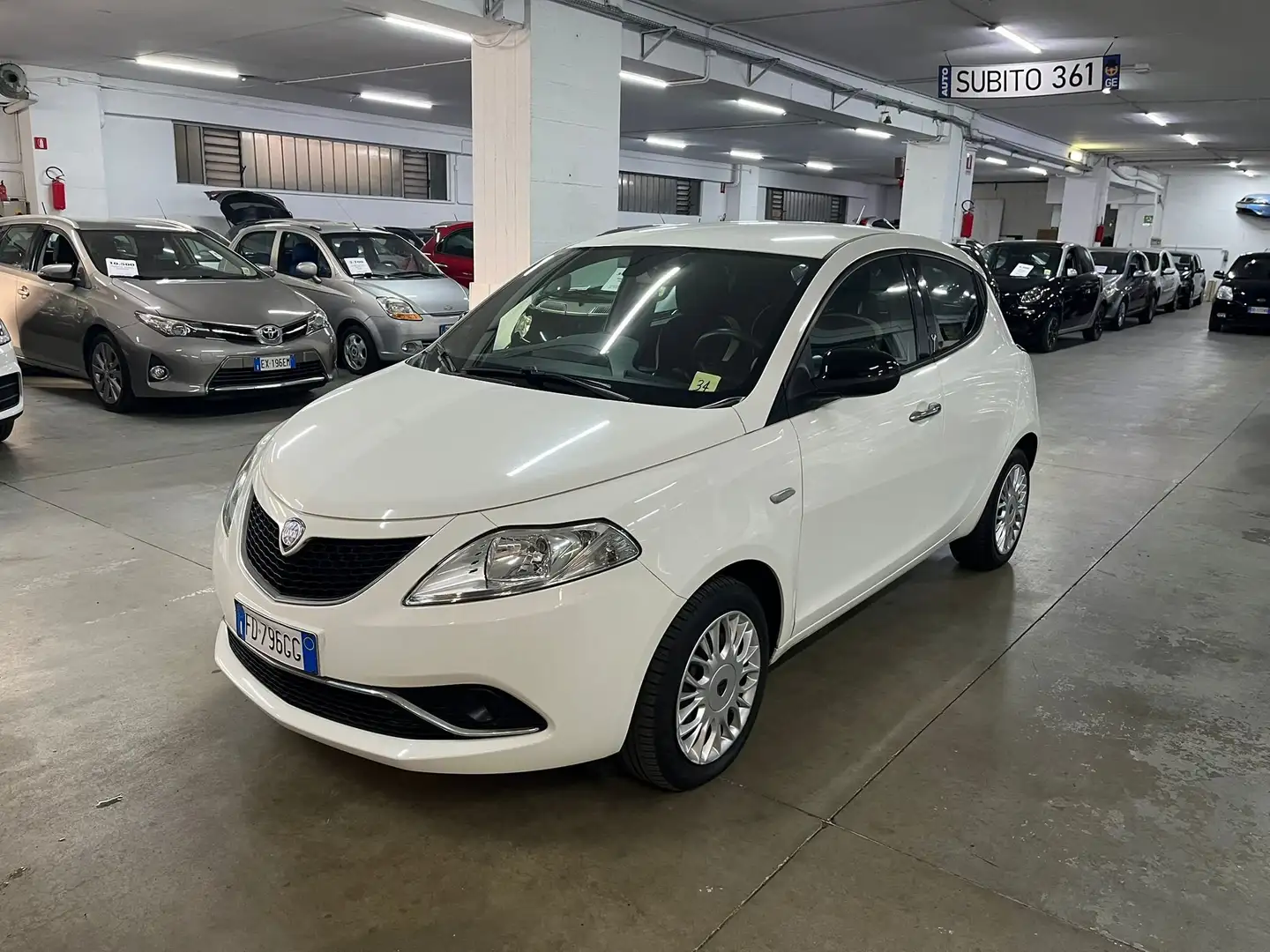 Lancia Ypsilon 1.2 solo 6mila km!!!!!!!!!!!!!!!!!!! Blanc - 1