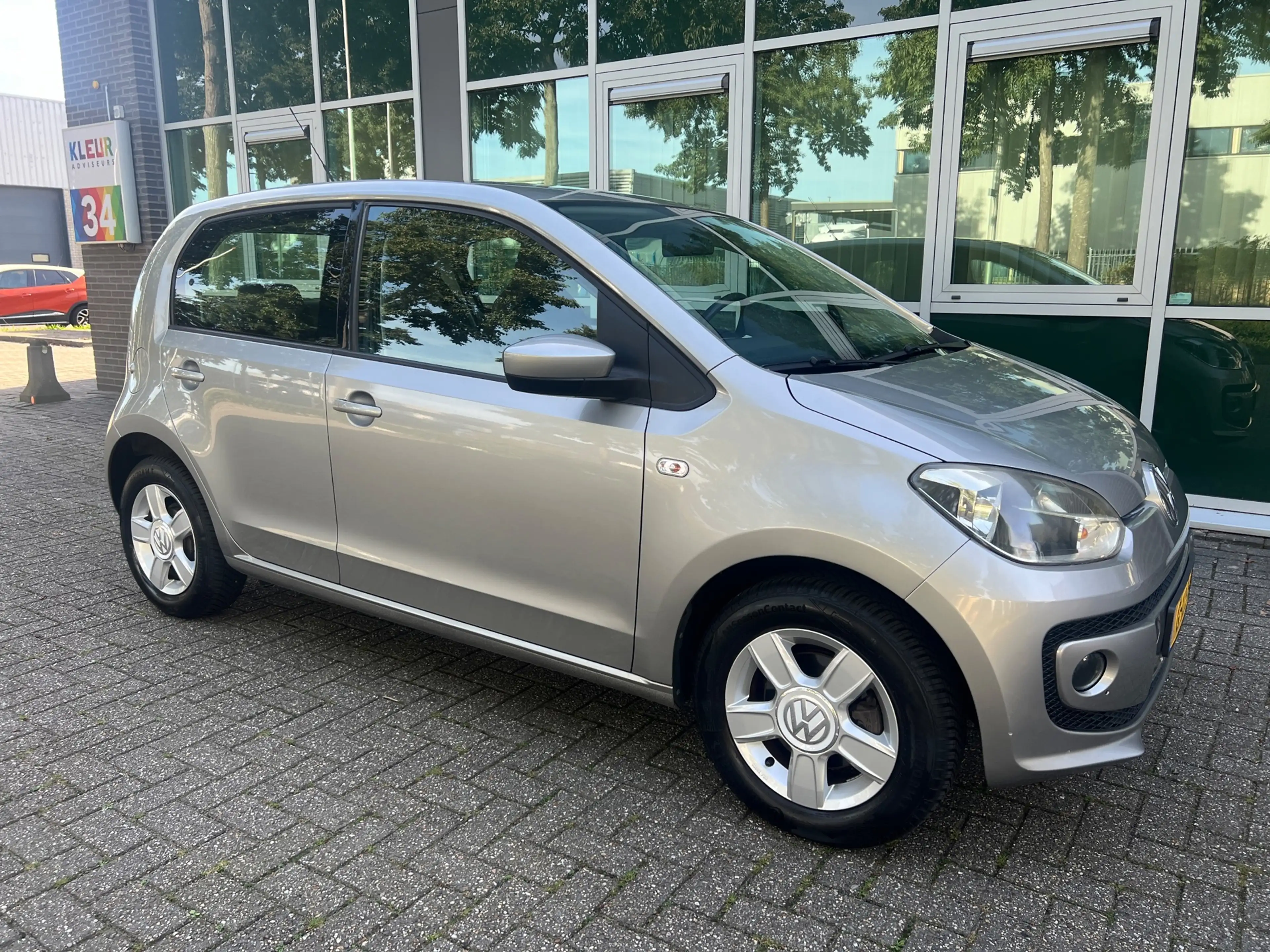Volkswagen up! 1.0 - AUTOMAAT - NAVIGATIE - 44.000 KM ! — photo 15
