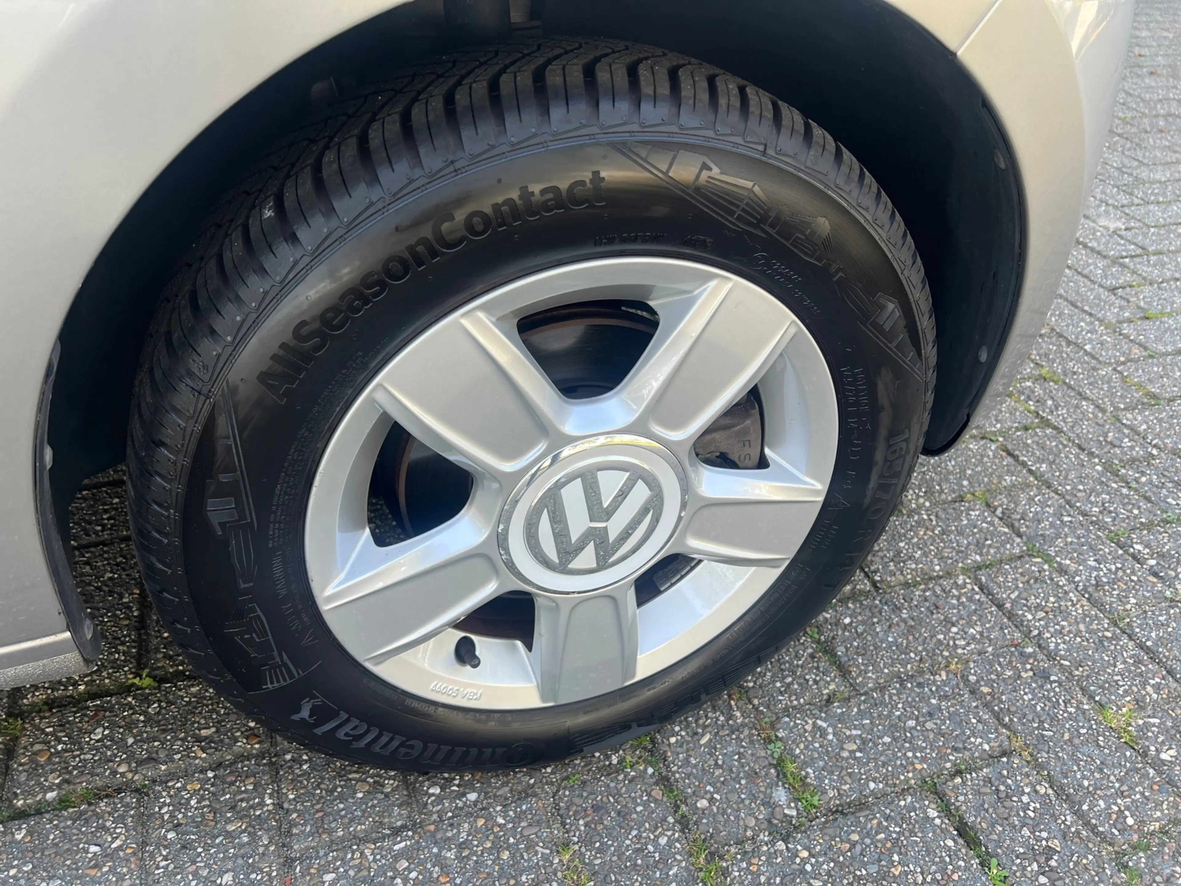 Volkswagen up! 1.0 - AUTOMAAT - NAVIGATIE - 44.000 KM ! — photo 12
