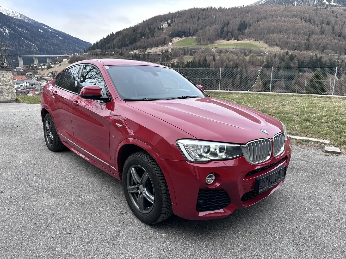 BMW X4 xDrive 30d Österreich-Paket Aut. Rot - 2