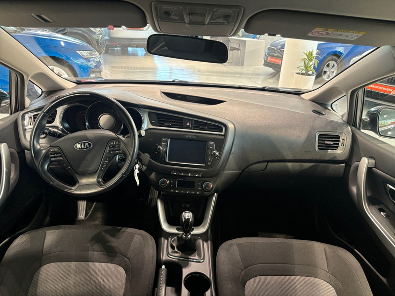Kia Ceed / cee'd Ceed 1.4 2.HD NAVI KAM PARK KLIMA SHZ TEMP — photo 10