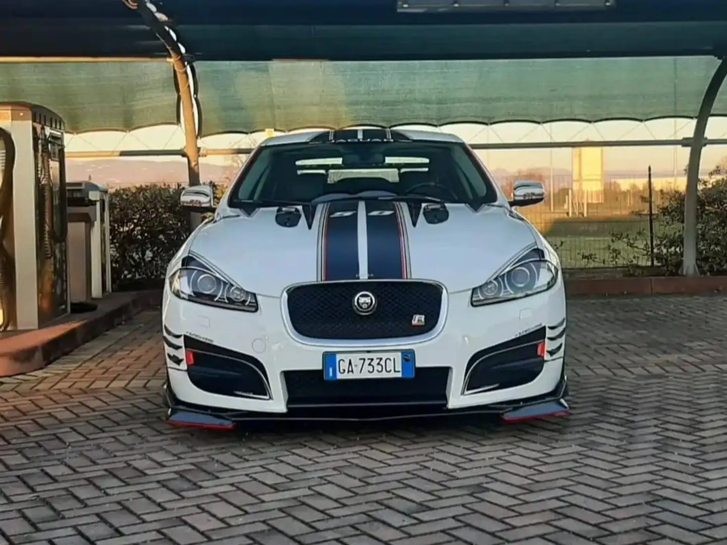 Jaguar XF Sport Break Bianco - 1