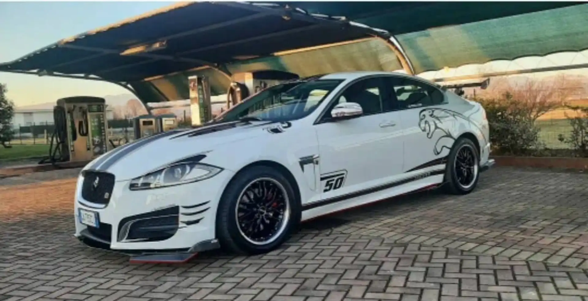 Jaguar XF Sport Break Bianco - 2