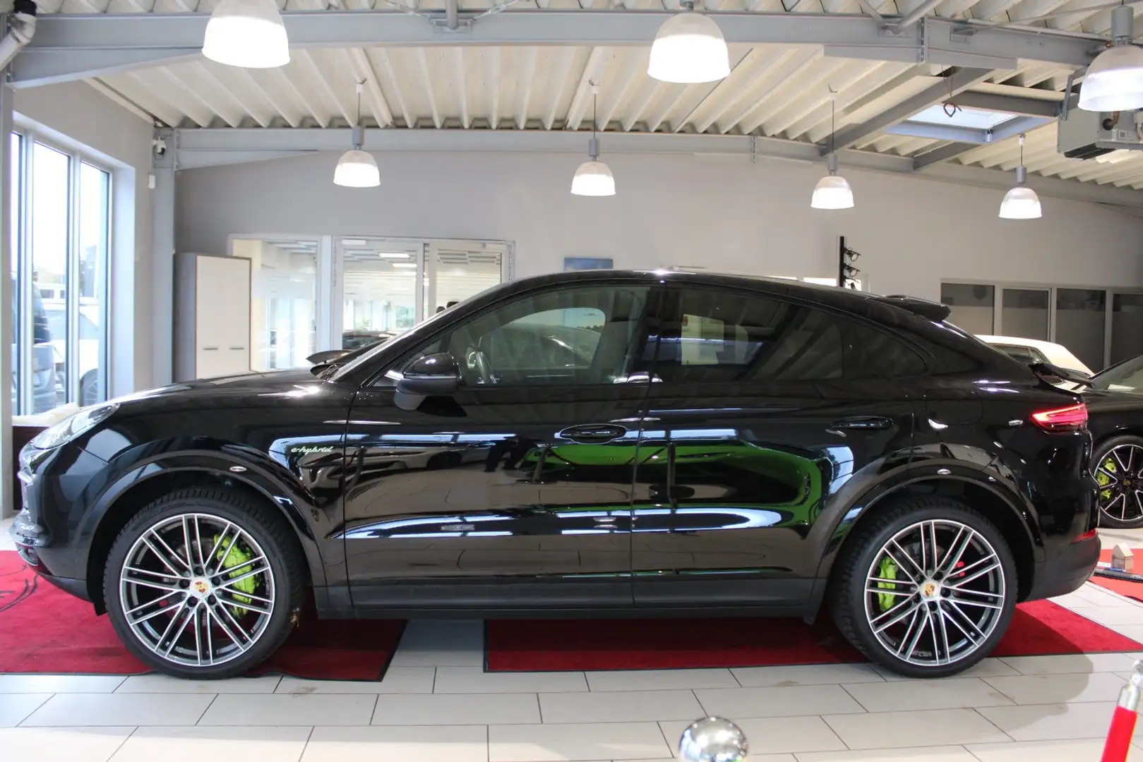 Porsche Cayenne Coupe E-Hybrid Panorama *AHK* Negru - 2