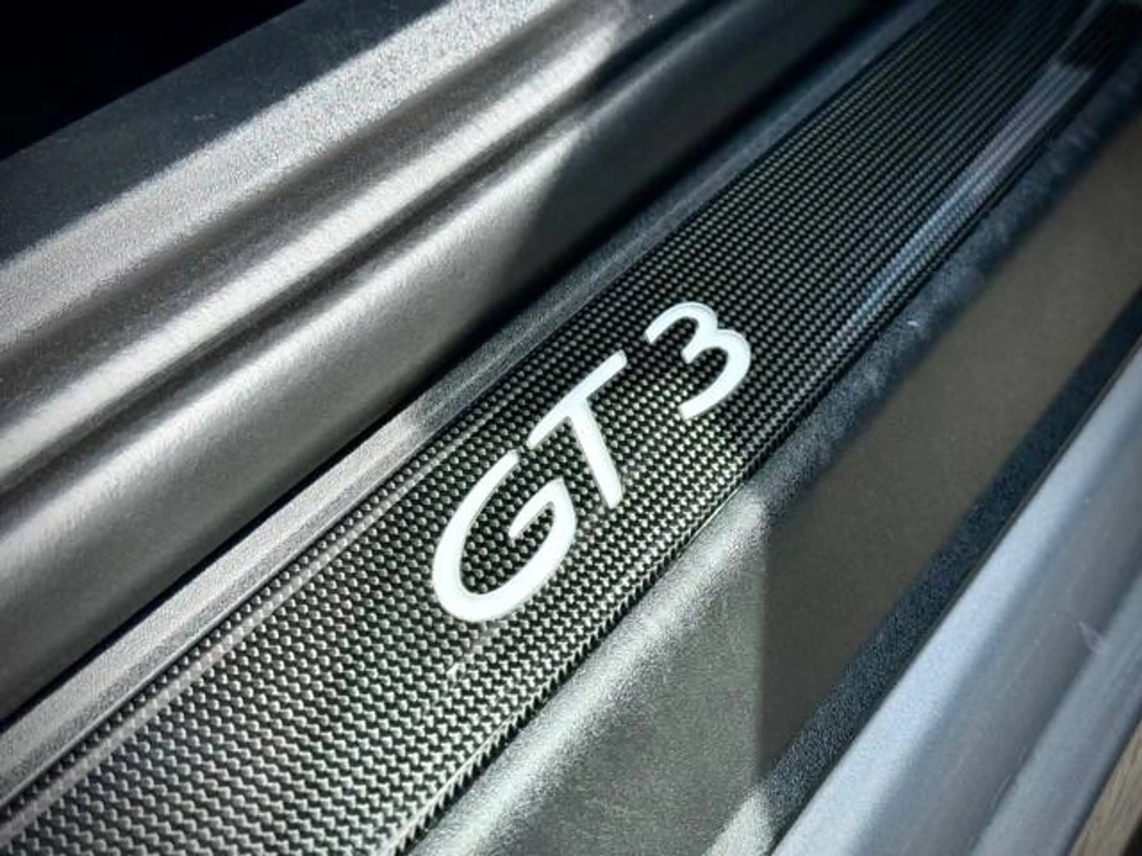 Porsche 911 911 GT3 * Manual Gearbox * Carbon * — photo 4