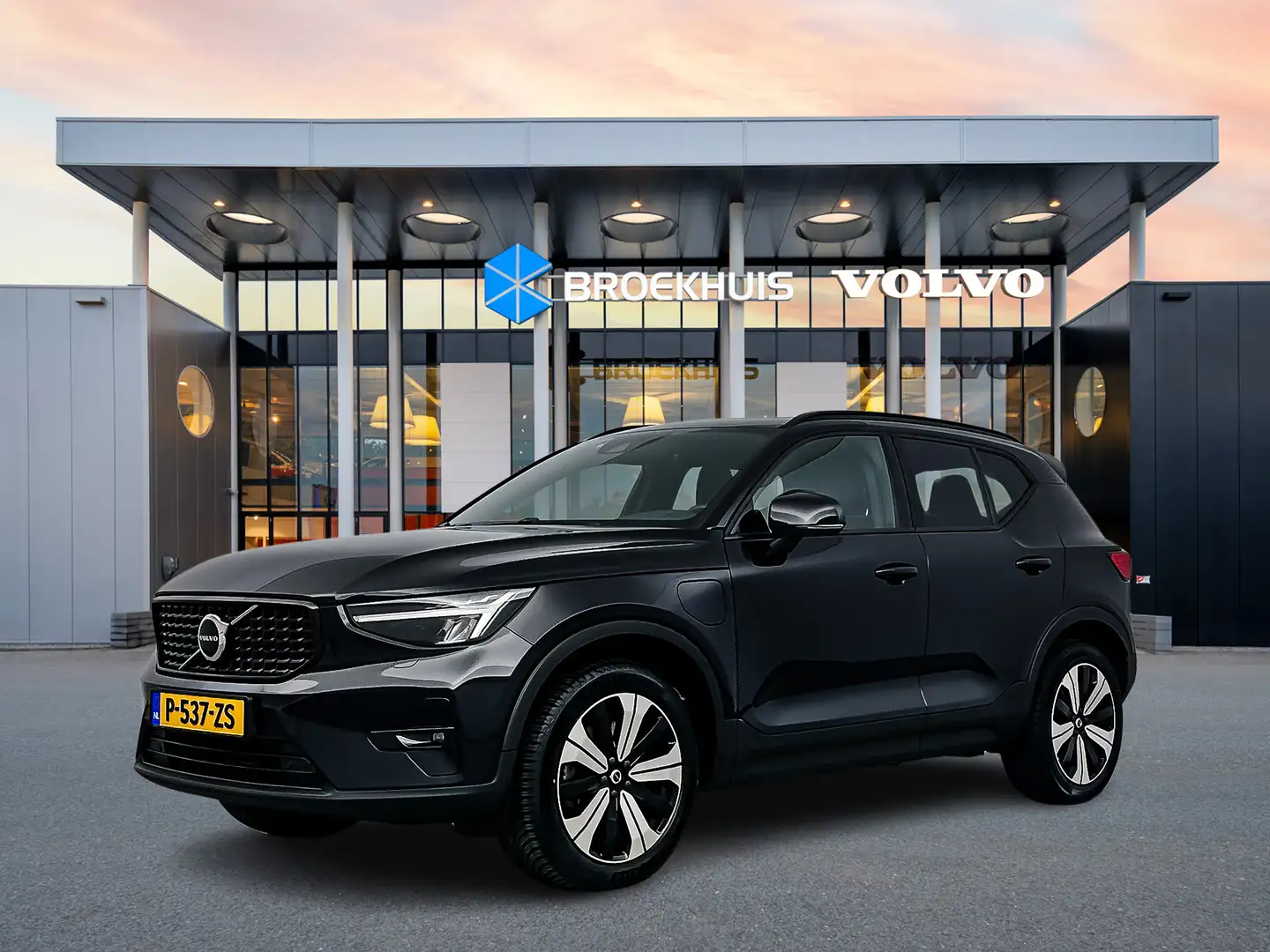 Volvo XC40 T5 Recharge Ultimate Dark | 19" | Leder/Nubuck | T Zwart - 1