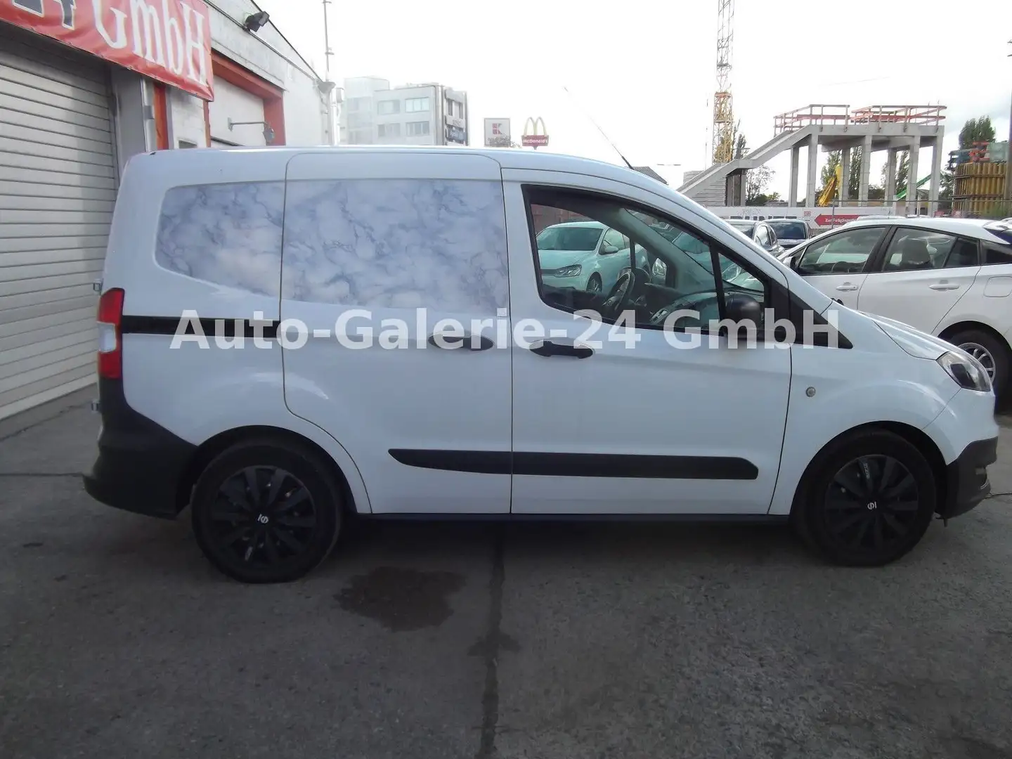 Ford Transit Courier Basis Weiß - 1