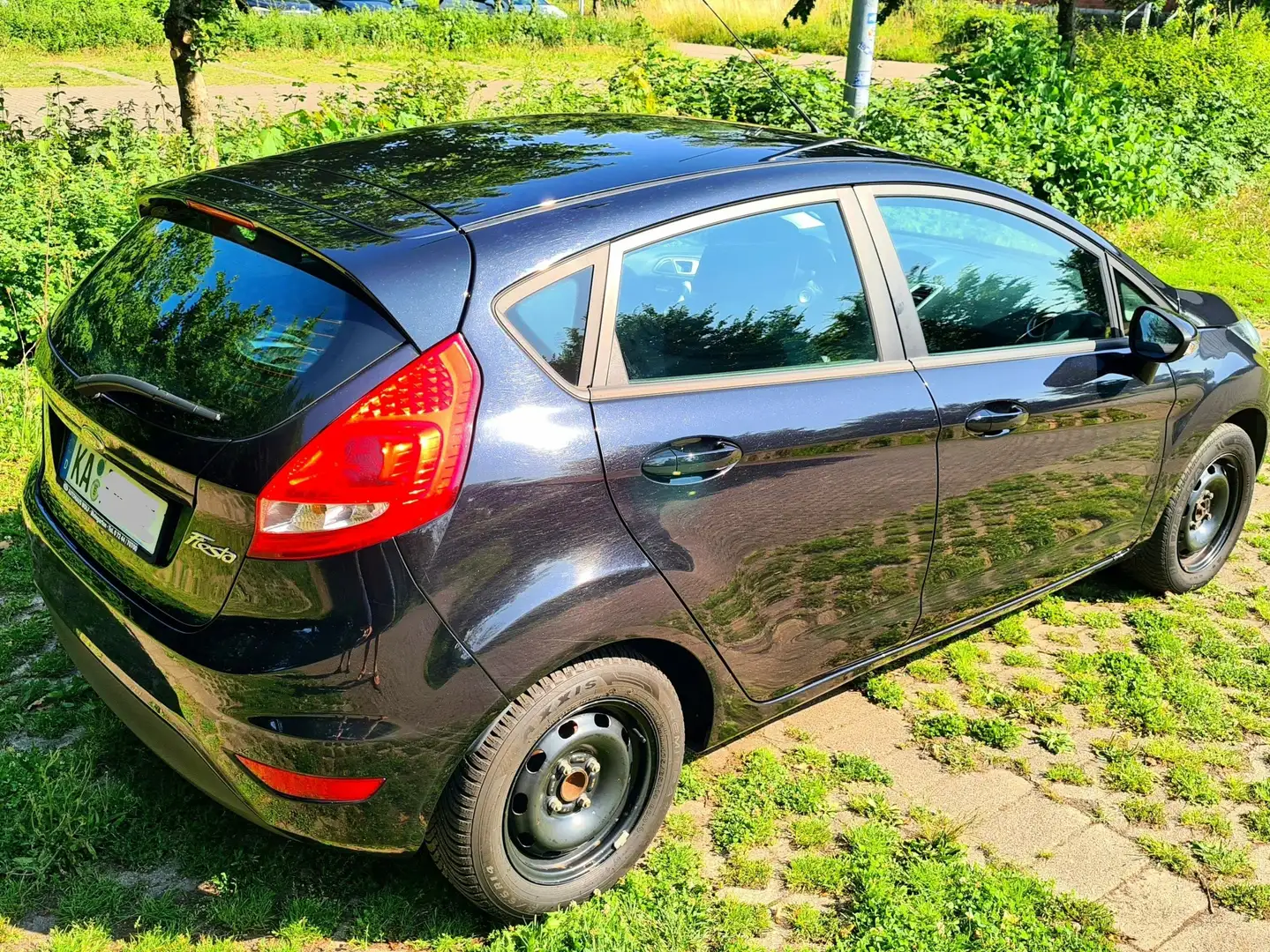 Ford Fiesta Fiesta 1.25 Trend Schwarz - 1