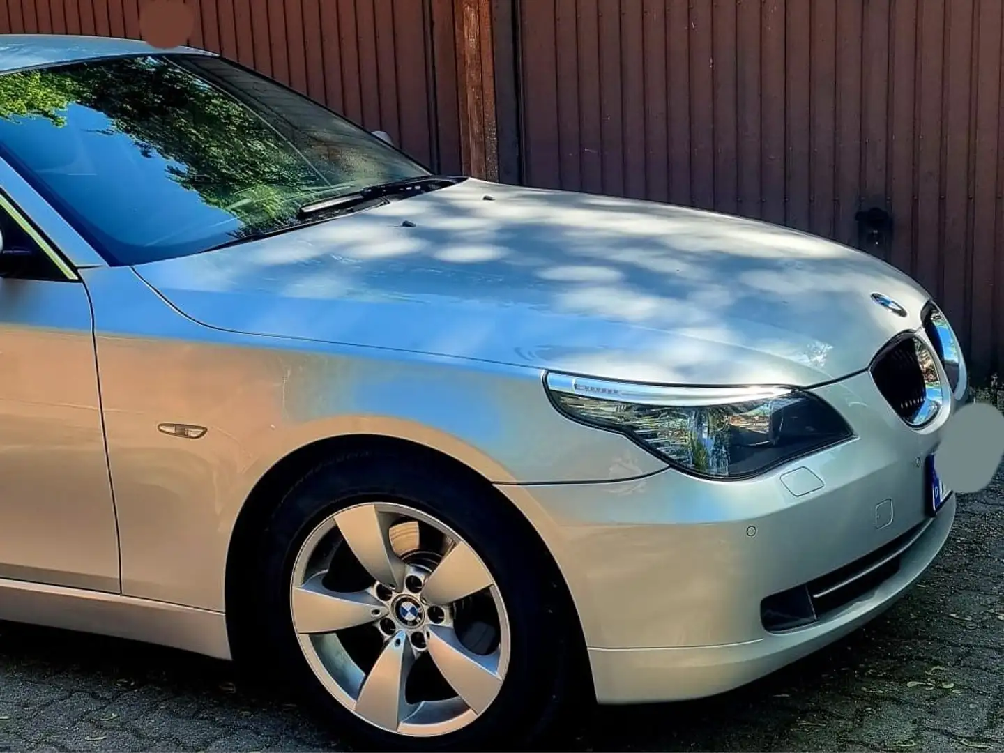 BMW 320 520i /Facelift-Modell / Rentnerfahrzeug Silber - 2