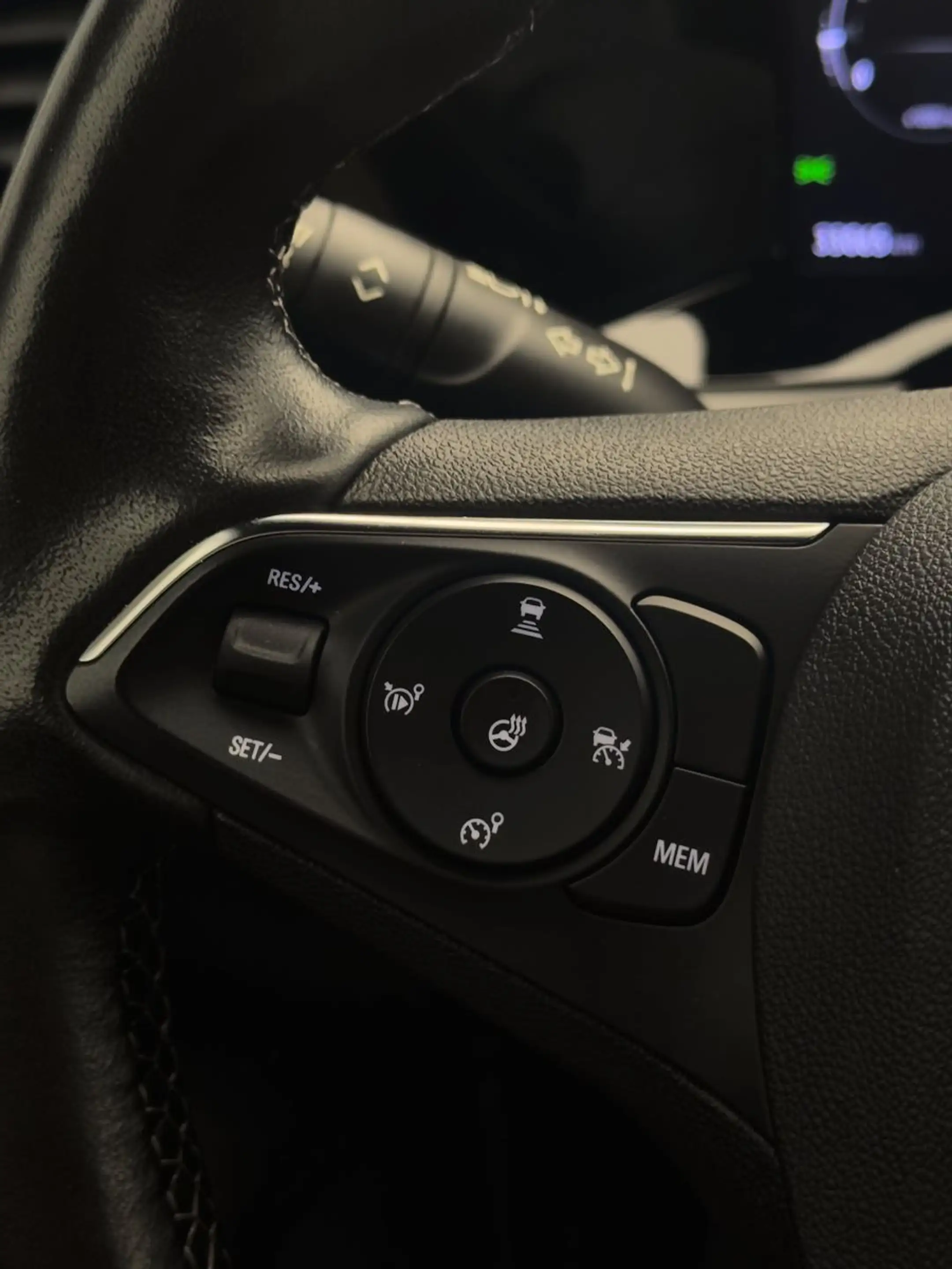 Opel Mokka *ULTIMATE* RFKMRA+AHKPL+MATRIX+ALCANT+ACC — photo 24