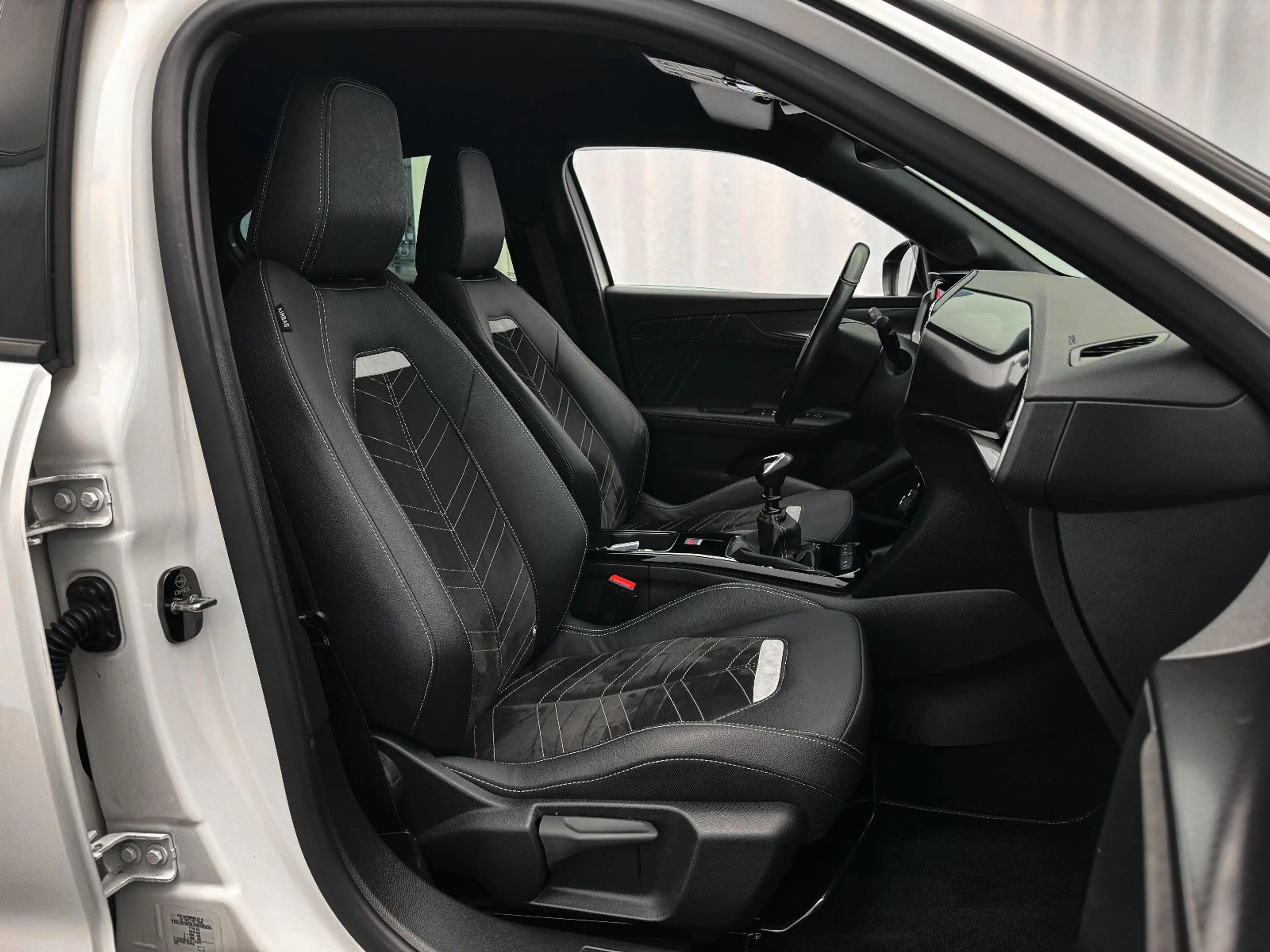 Opel Mokka *ULTIMATE* RFKMRA+AHKPL+MATRIX+ALCANT+ACC — photo 22