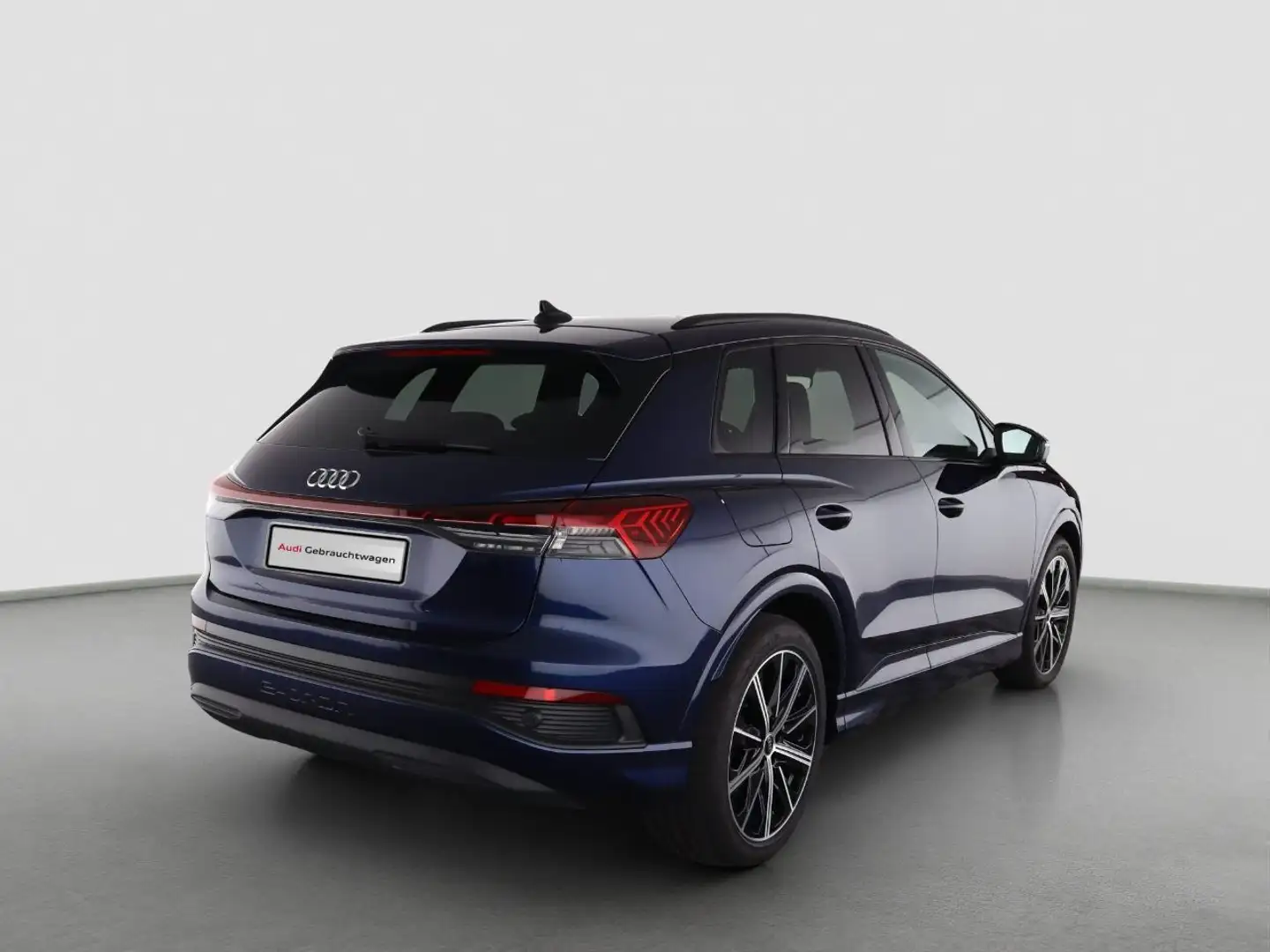 Audi Q4 e-tron 45 advanced*NAVI-PLUS*HUD*AHK*OPTIK-PA Blau - 2