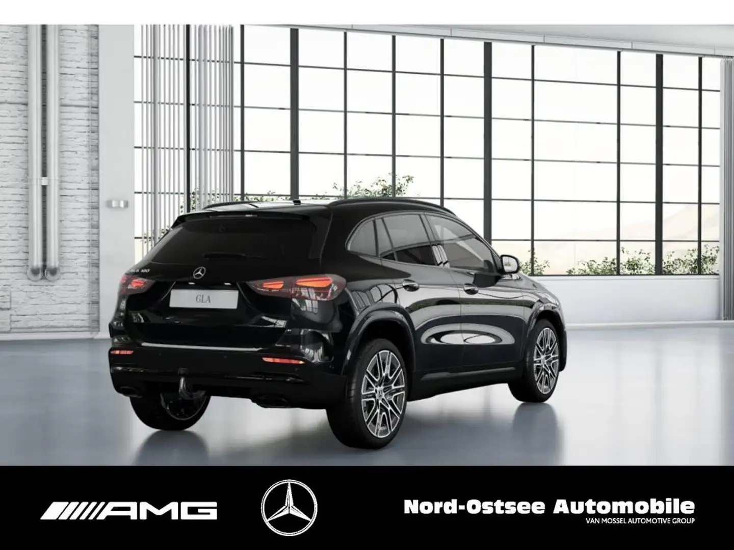 Mercedes-Benz GLA 180 AMGNIGHT AHK DISTRONIC 360° SOUND Schwarz - 2