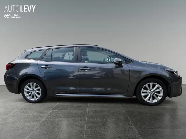 Toyota Corolla view 7