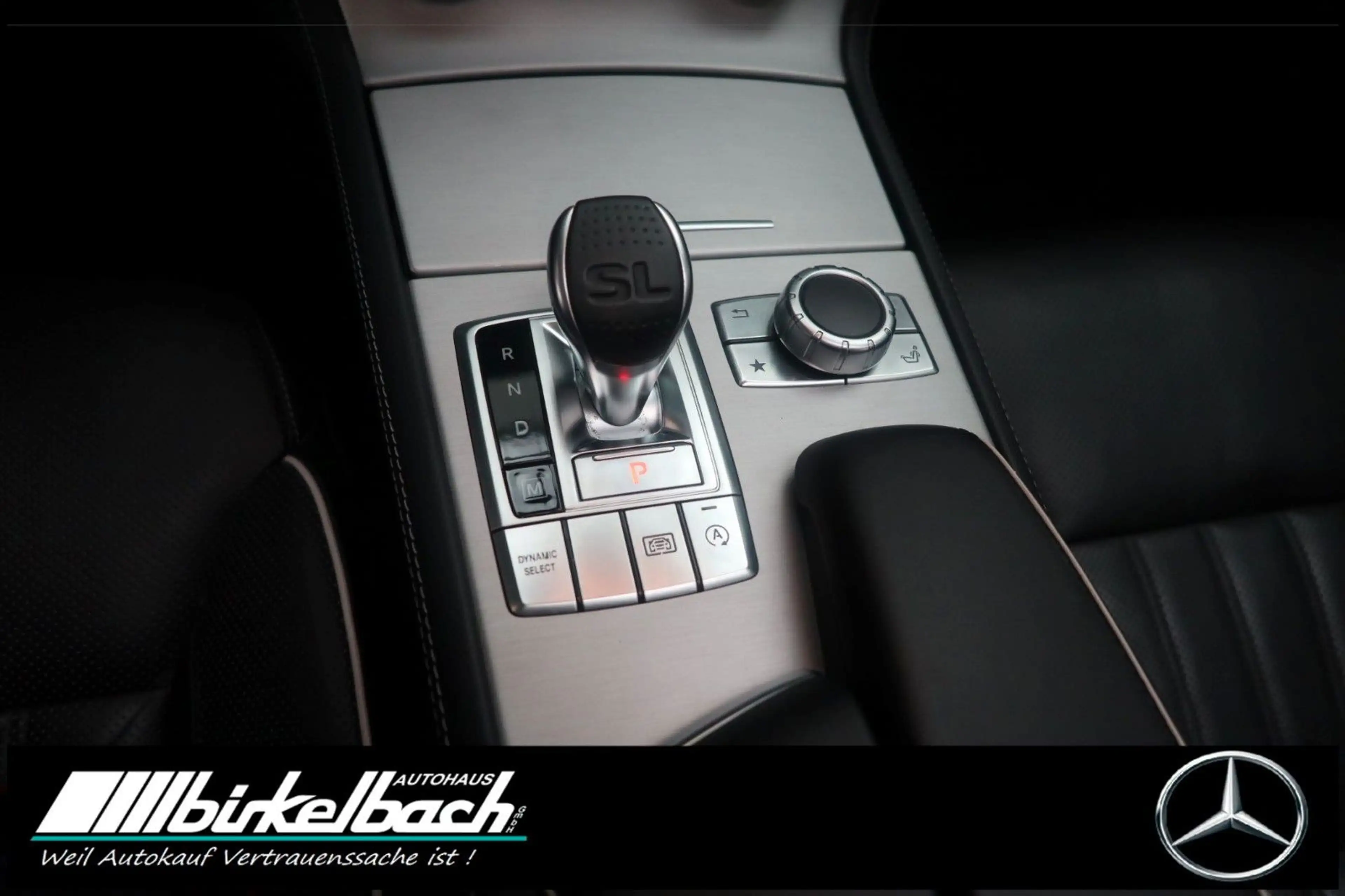 Mercedes-Benz SL 400 AMG Airscarf Sitzklima Pano Ambiente — photo 8