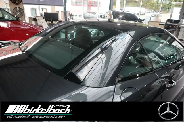 Mercedes-Benz SL view 17
