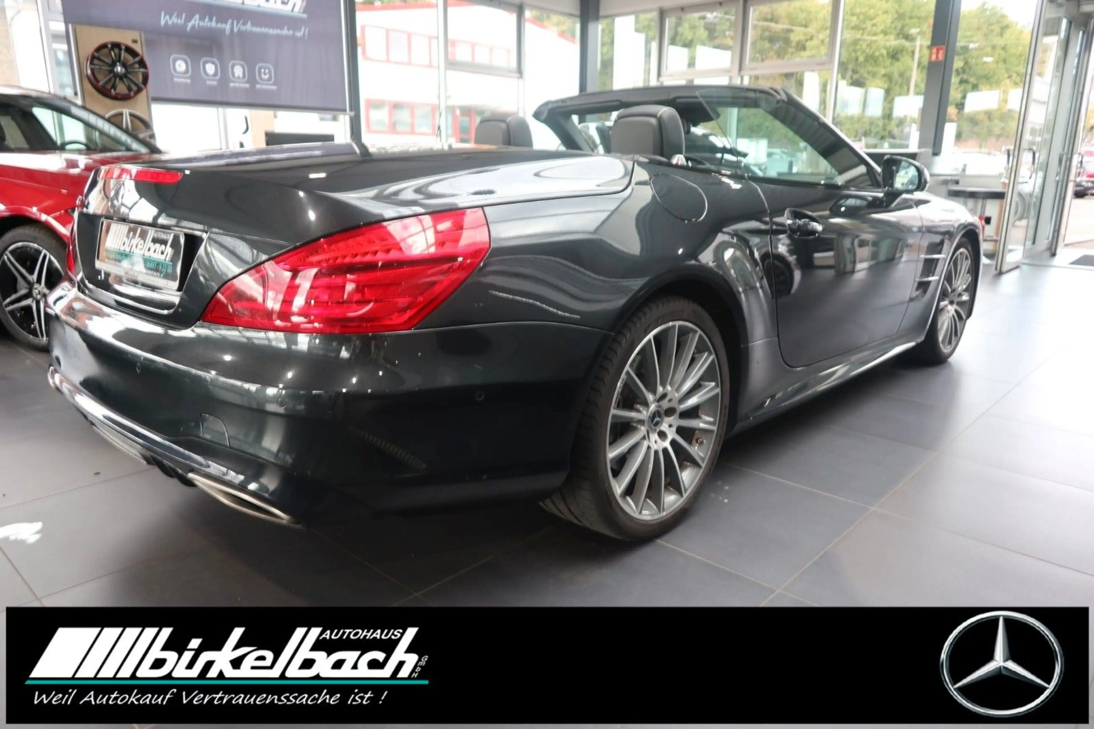 Mercedes-Benz SL 400 AMG Airscarf Sitzklima Pano Ambiente — photo 4