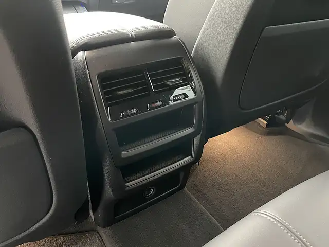 BMW X5 xDrive30d 48V Aut. * M Paket * AHK 3500kg * Ansicht 49