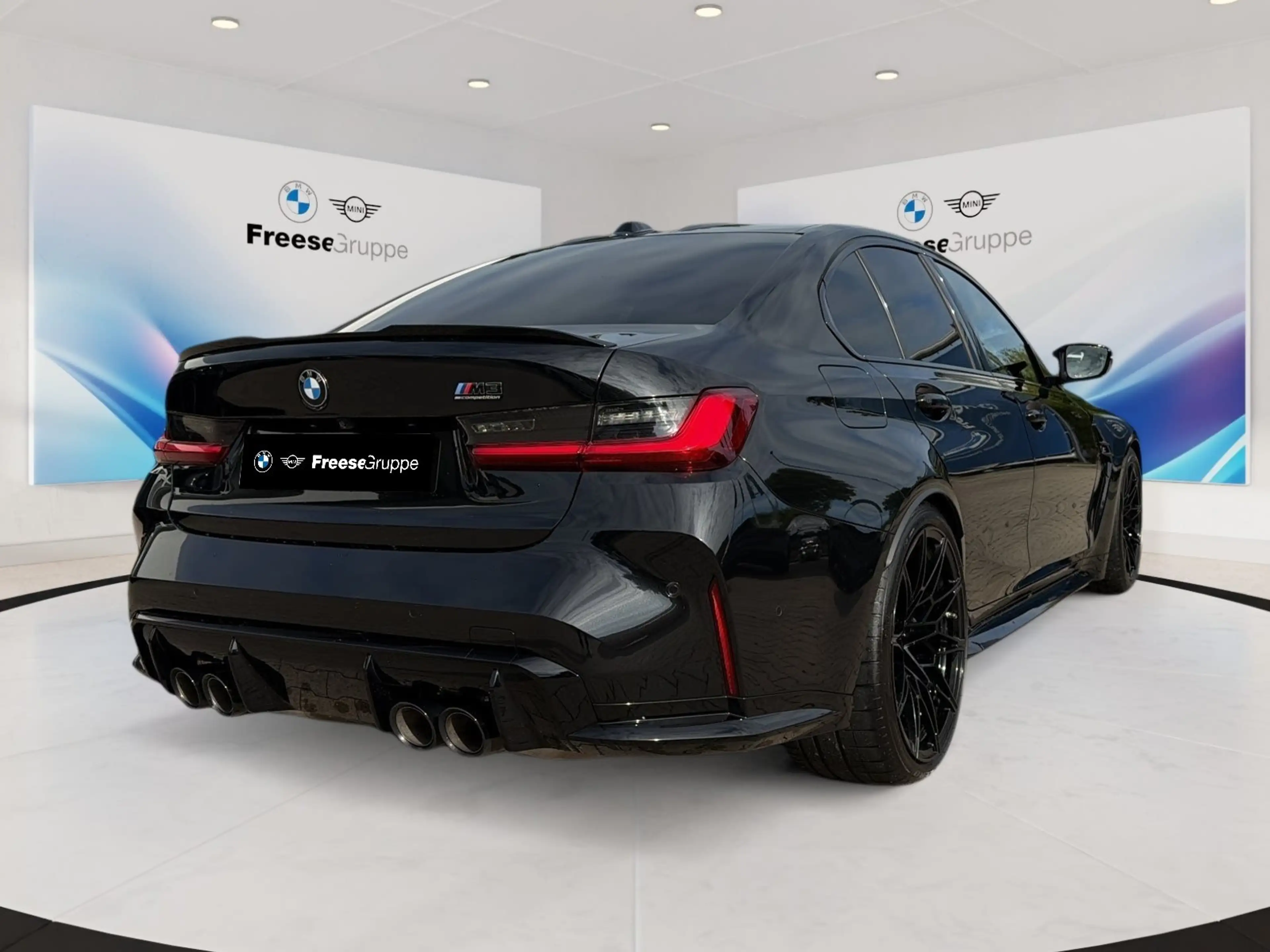 BMW M3 Limousine xDrive Competition M — photo 6