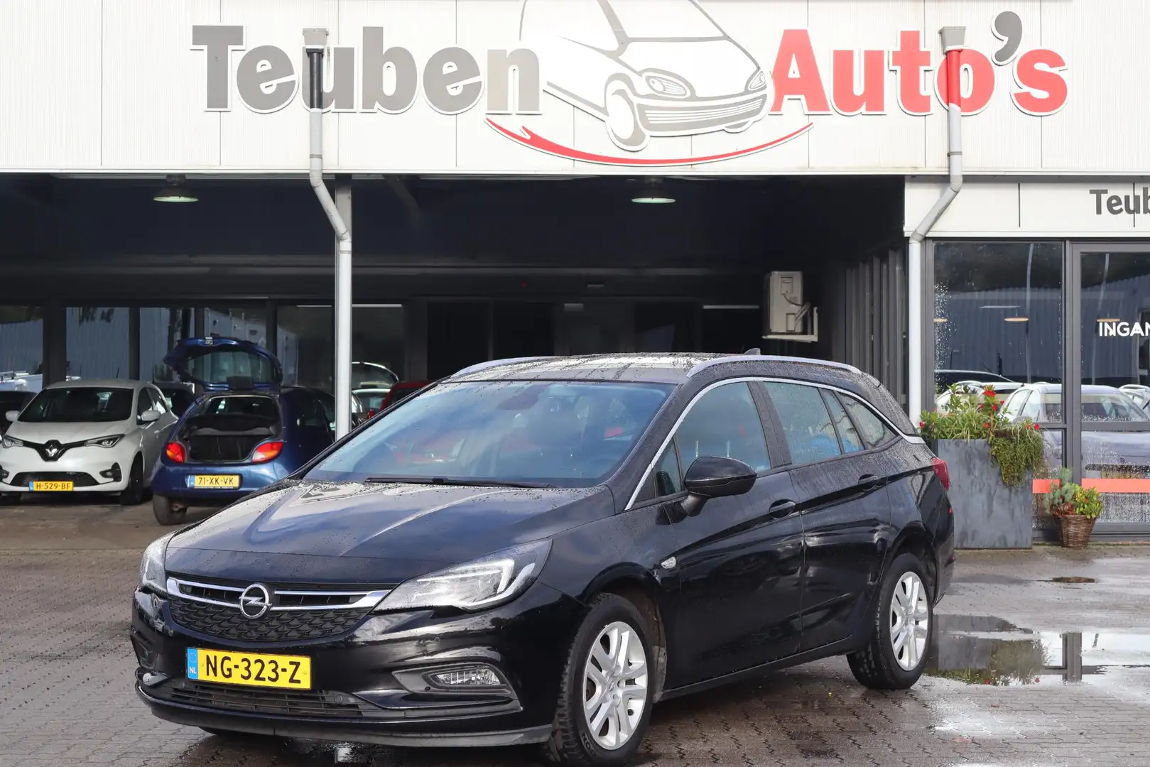Opel Astra Sports Tourer 1.4 Business+ BTW Auto, Navigatie, C Noir - 1