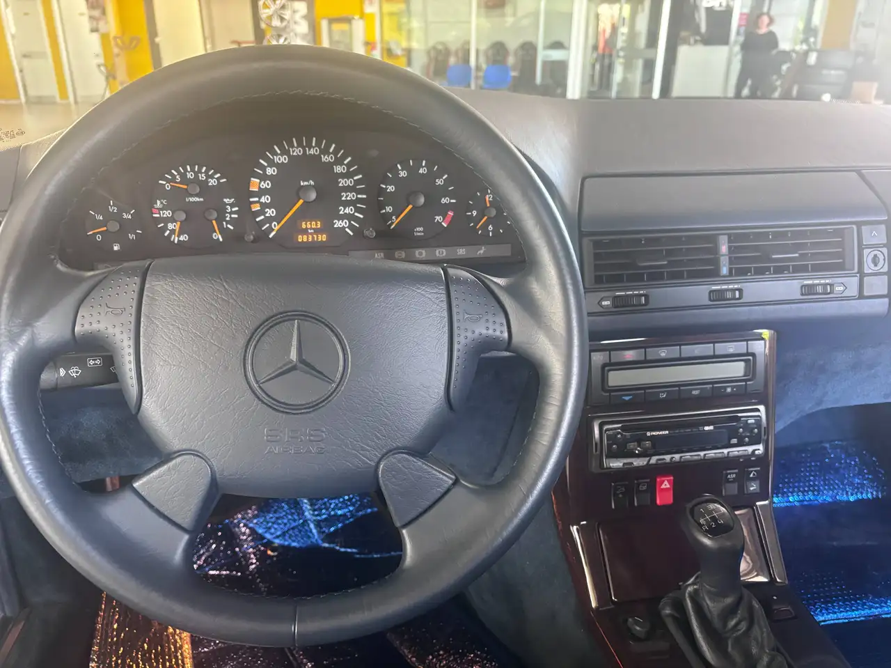 Mercedes-Benz SL 280 SL Roadster - R129 4p., foto 8