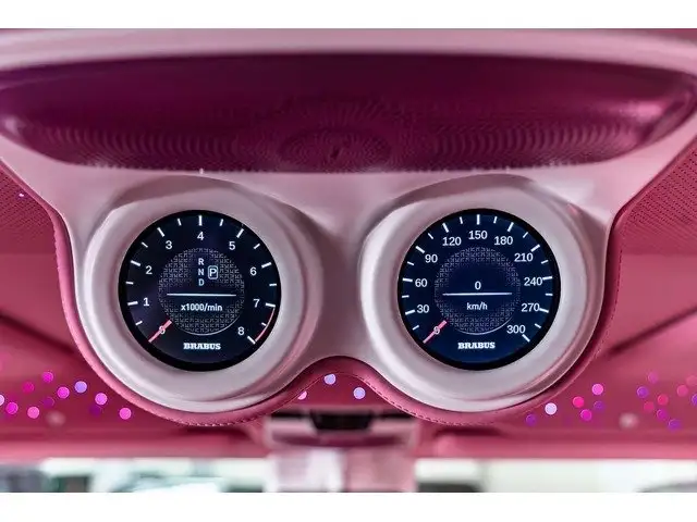 Mercedes-Benz G-Class view 13