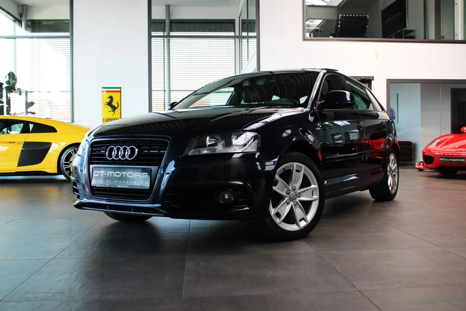 Audi A3 Sportback 1.6 S line Sport & exclusive line Bleu - 1