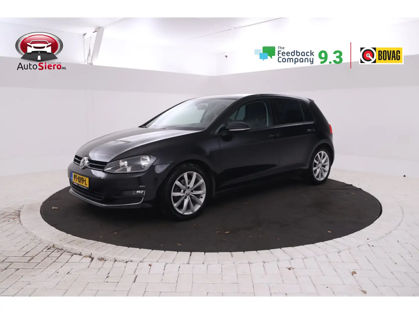 Volkswagen Golf 1.6 TDI Connected Series Automaat, Navigatie, Clim Noir - 1