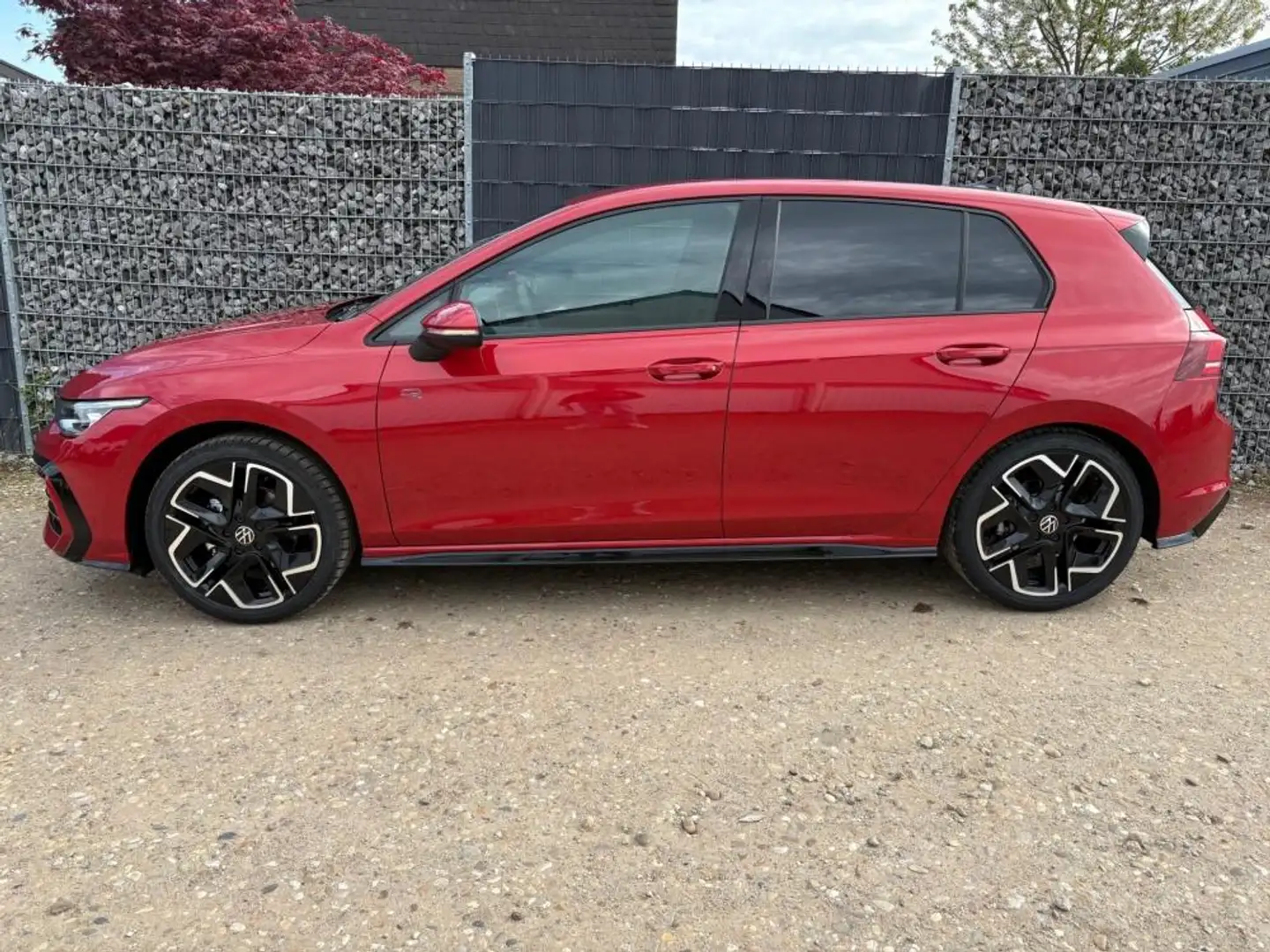 Volkswagen Golf 1.5 TSI R-Line Limited 18" Keyless 110 kW (150... Rot - 2