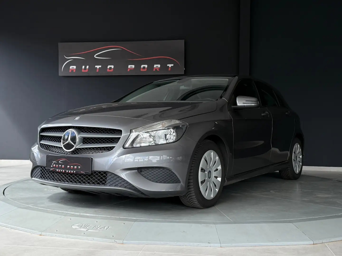 Mercedes-Benz A 220 CDI BlueEfficiency *AUTOMATIK*TEMP*KAMERA* Gris - 1