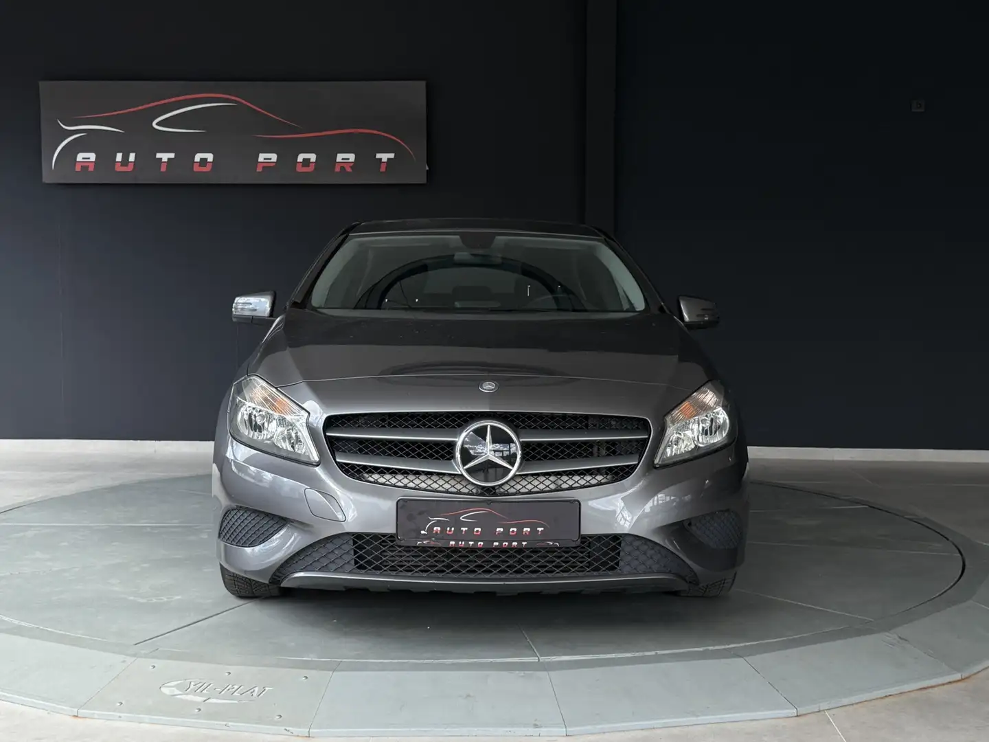 Mercedes-Benz A 220 CDI BlueEfficiency *AUTOMATIK*TEMP*KAMERA* Gris - 2
