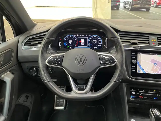Volkswagen Tiguan view 13