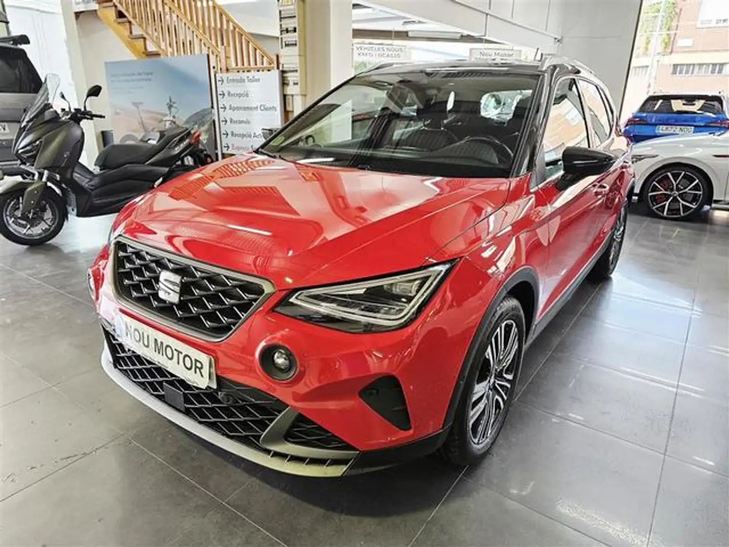 SEAT Arona 1.0 TSI S&S FR XM 115 Rojo - 1