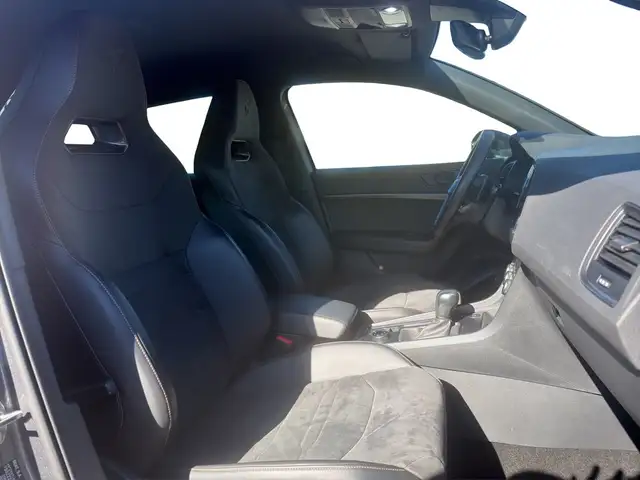 Cupra Ateca view 11