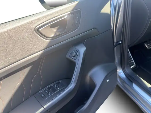 Cupra Ateca view 13