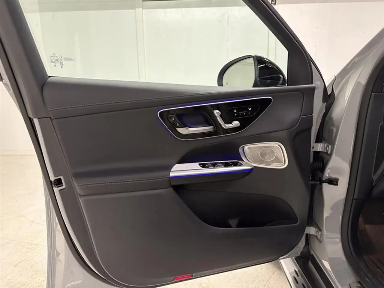Mercedes-Benz GLC снимка Mercedes-Benz GLC