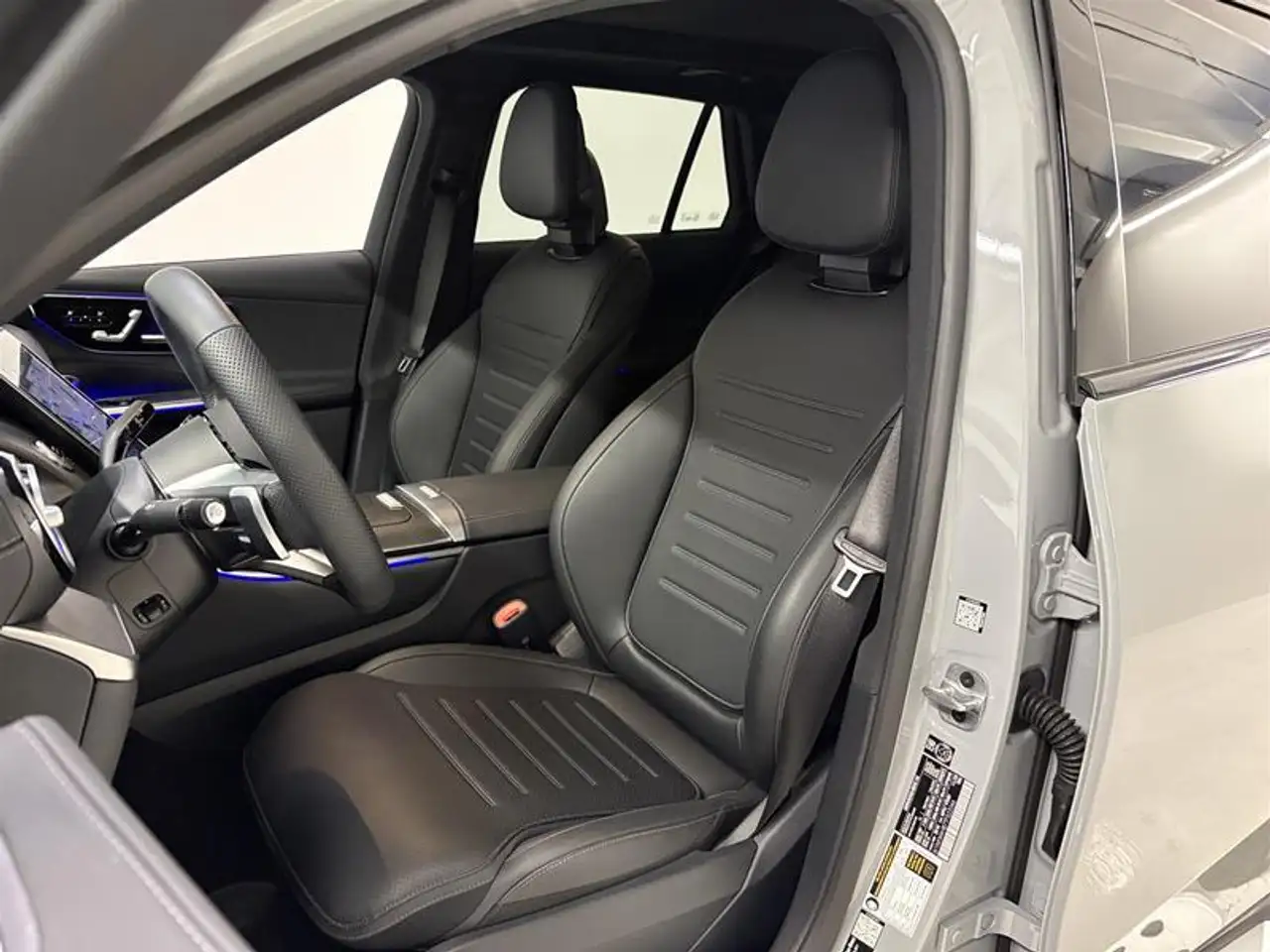 Mercedes-Benz GLC снимка Mercedes-Benz GLC