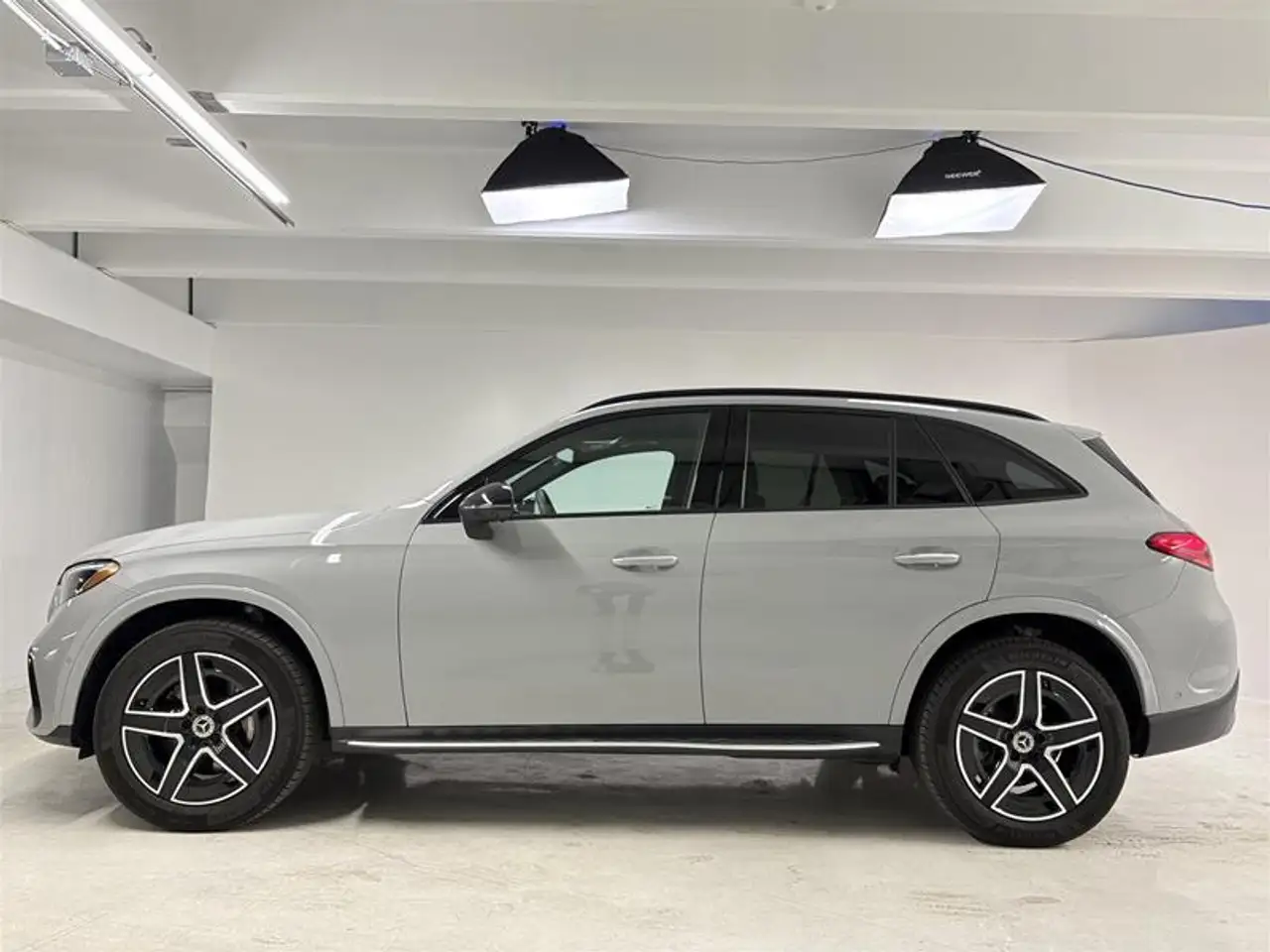 Mercedes-Benz GLC снимка Mercedes-Benz GLC