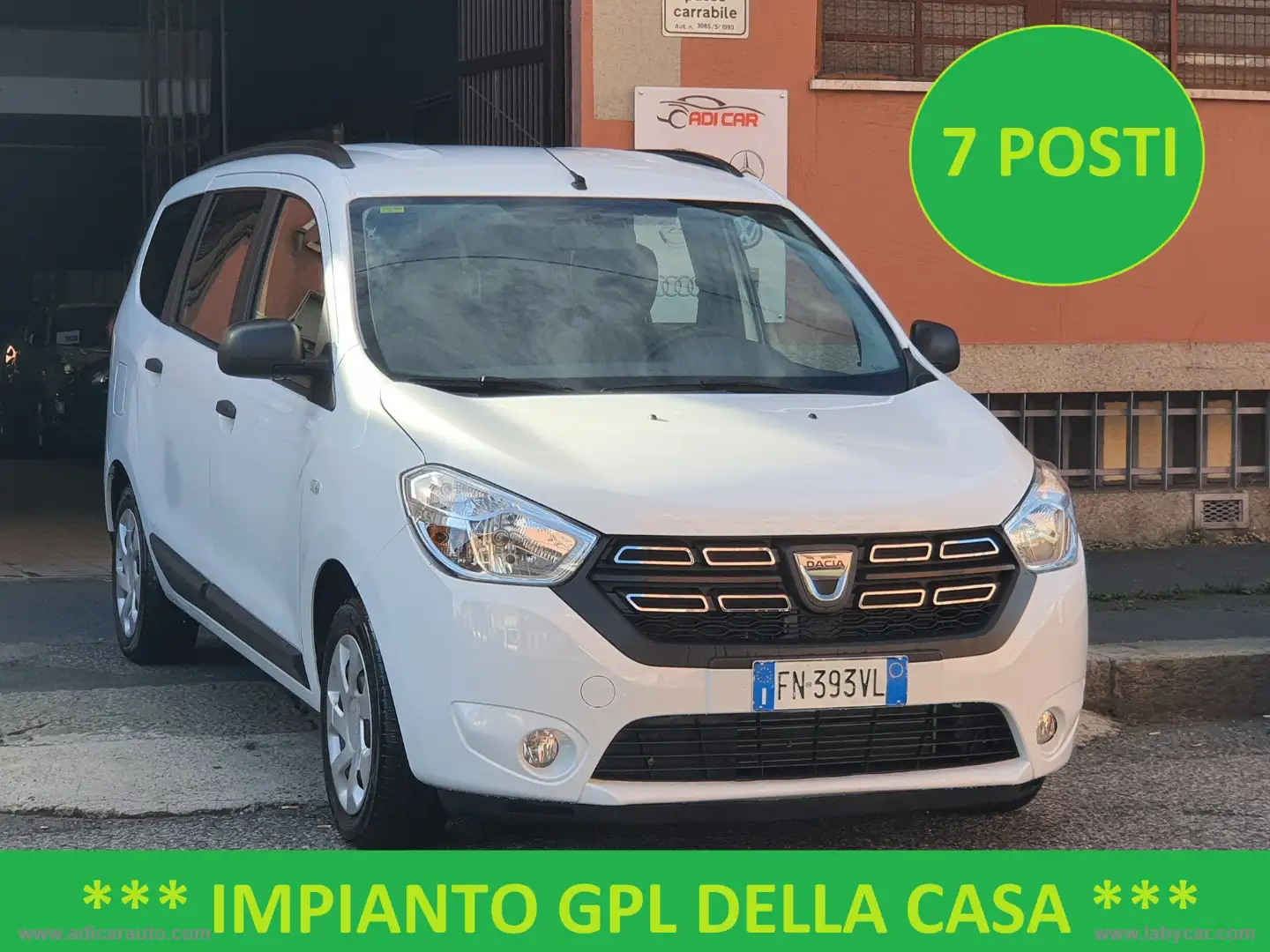Dacia Lodgy 1.6 100 CV S&S GPL 7 posti Essential Blanc - 1