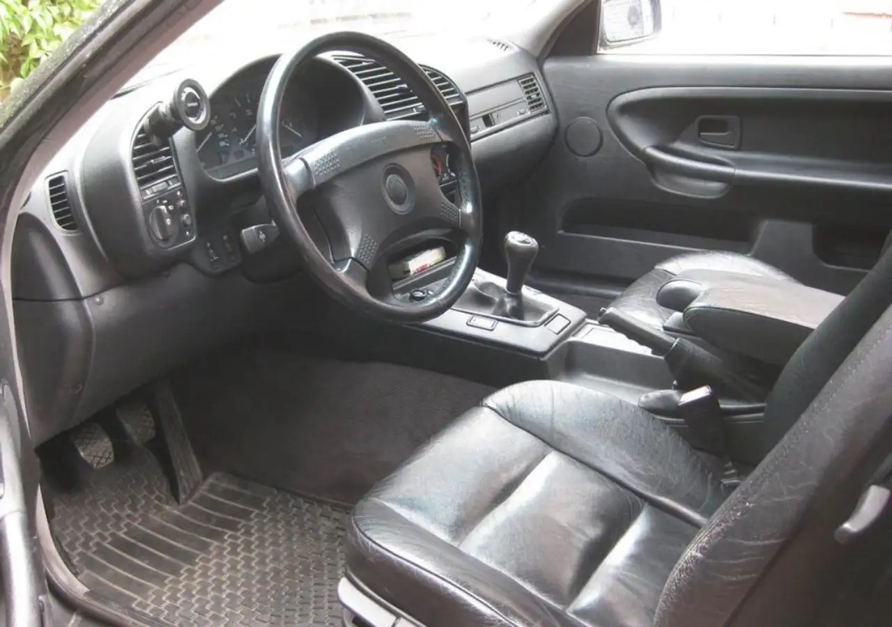 BMW 318is, foto 4