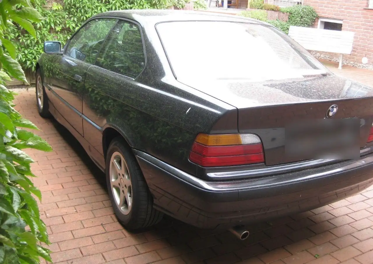 BMW 318is, foto 6