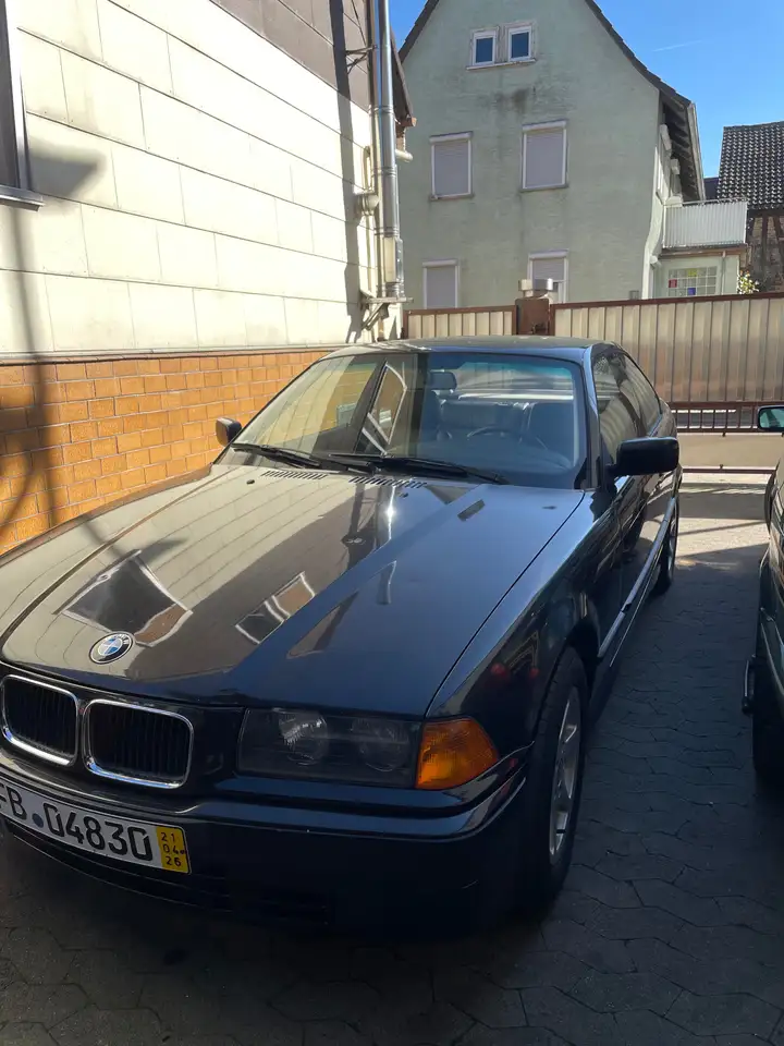 BMW 318is, foto 1